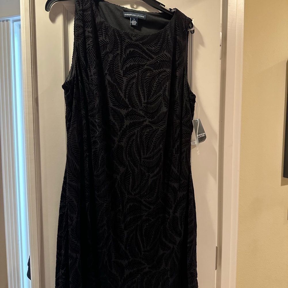 American Living Black Fern Pattern Midi Dress